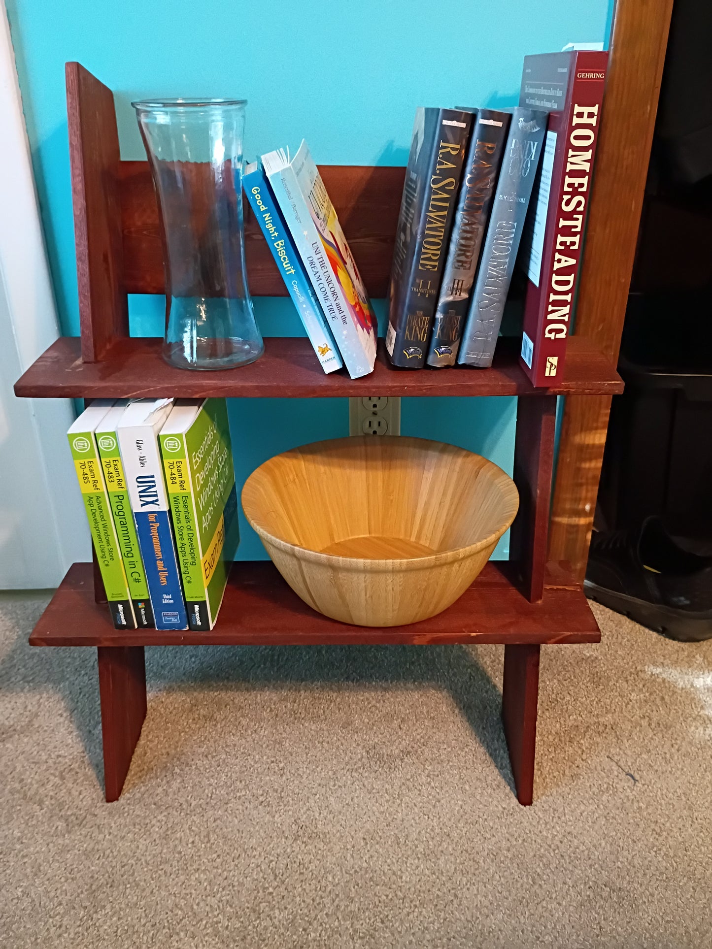 Leaning Shelf